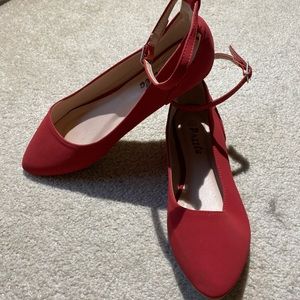 Retro Red Pointed Flats